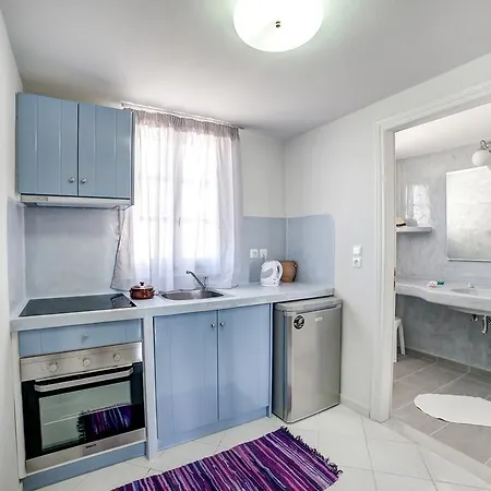 Monolithia Apartment